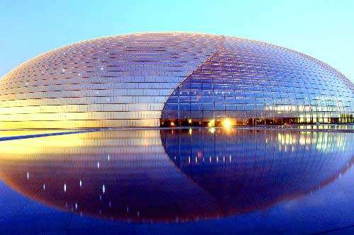 樹脂井蓋和鑄鐵井蓋各有各的優勢，看使用場合來決定。